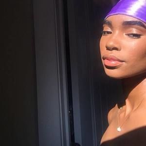 Meet your Posher, Michaela